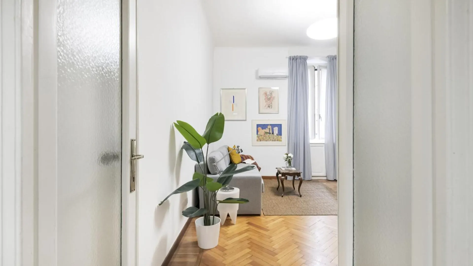 Apartament Easylife - Design Elegante A Porta Venezia Mediolan 0*,